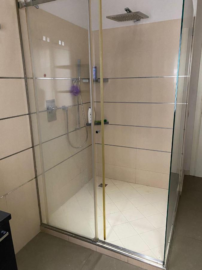 Lovely Apartment In The New Porta Nuova Area ميلان المظهر الخارجي الصورة