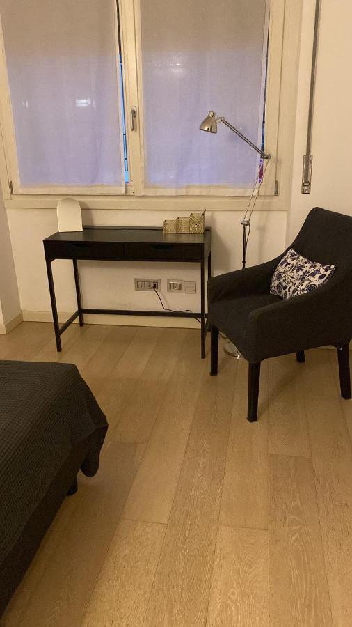 Lovely Apartment In The New Porta Nuova Area ميلان المظهر الخارجي الصورة